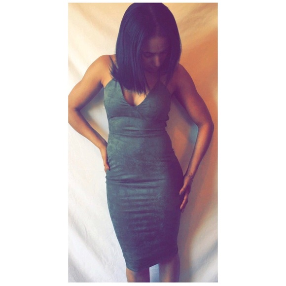 Olive to Your Martini Dress 🍸 - Picture 2 of 2